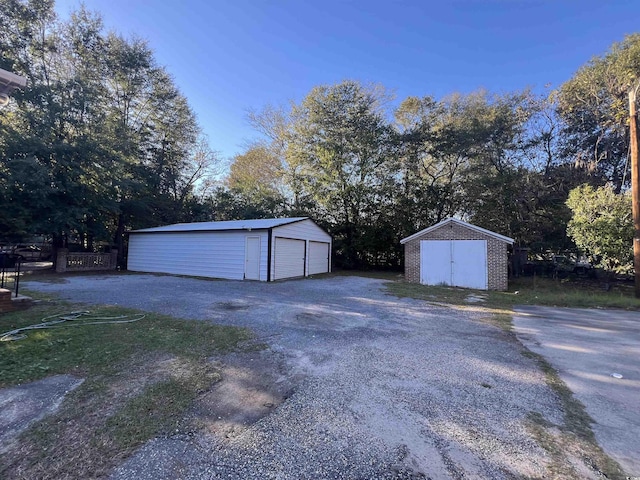 view of detached garage