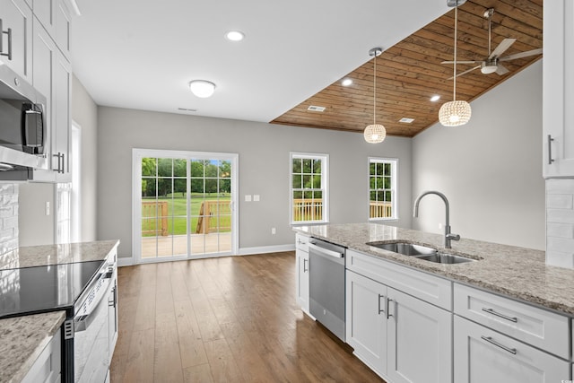 428 Meadow View Ct, Longs, SC 29568 - kitchen featuring appliances with stainless steel finishes, a sink, wood ceiling, ceiling fan, and dark wood-type flooring