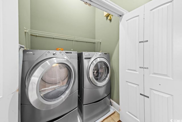 304 76th Ave N Unit D, Myrtle Beach, SC 29572 - laundry room with independent washer and dryer