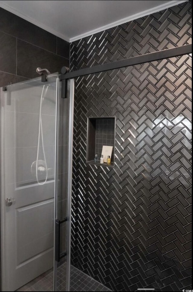 309 21st Ave N, North Myrtle Beach, SC 29582 - bathroom featuring a stall shower