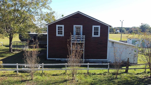 view of home's exterior