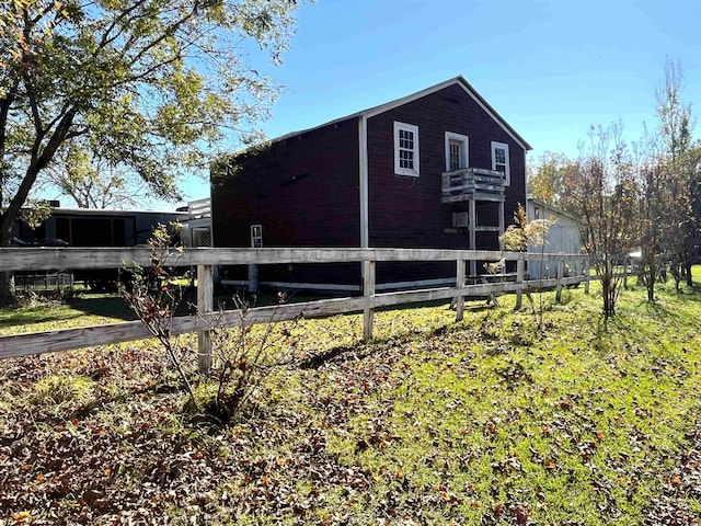 view of home's exterior