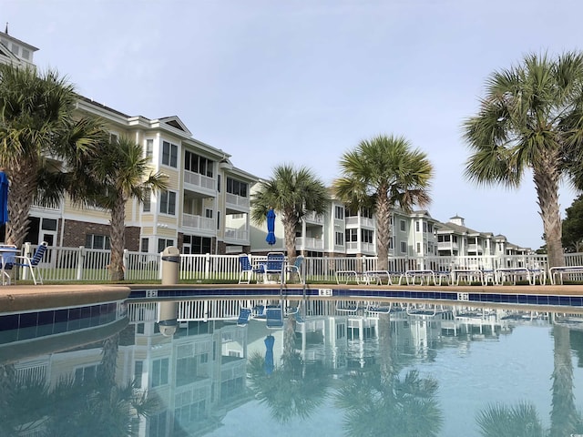 view of swimming pool