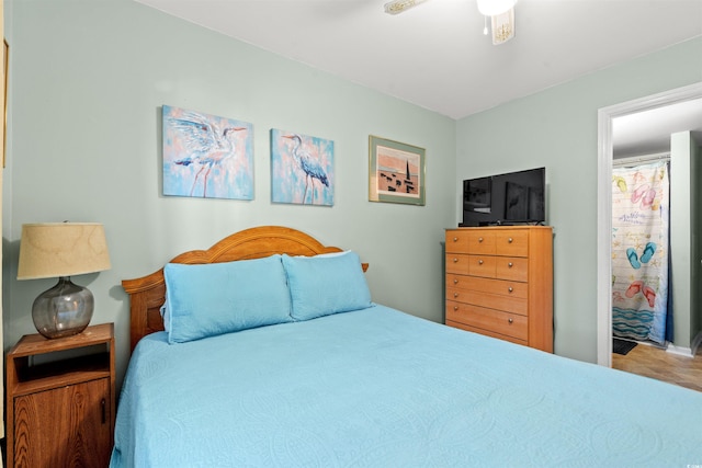 bedroom featuring ceiling fan