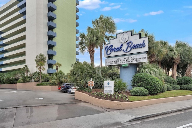 1105 S Ocean Blvd Unit 106, Myrtle Beach, SC 29577 - exterior view of a parking lot