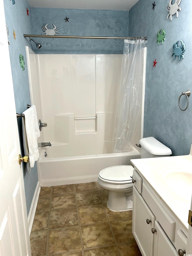 full bathroom featuring vanity, toilet, and shower / bath combo with shower curtain