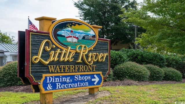 view of community / neighborhood sign