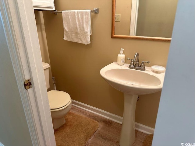 1095 W Plantation Dr Unit 28-I, Little River, SC 29566 - bathroom with toilet and baseboards