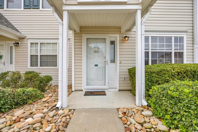 view of entrance to property