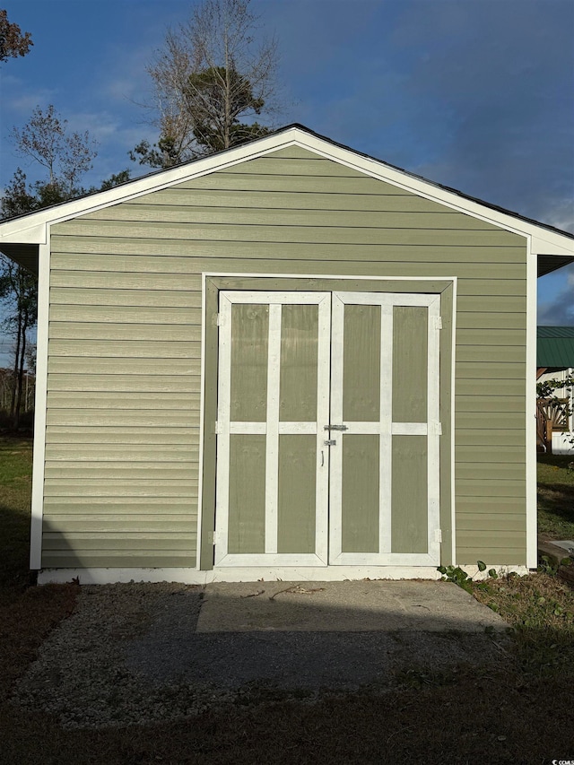 view of outbuilding