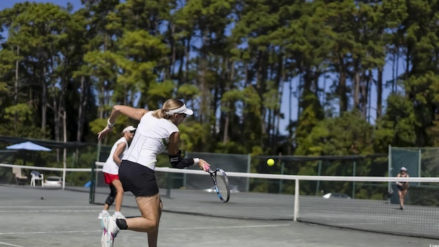 100 Ocean Creek Dr Unit L5, Myrtle Beach, SC 29572 - view of tennis court