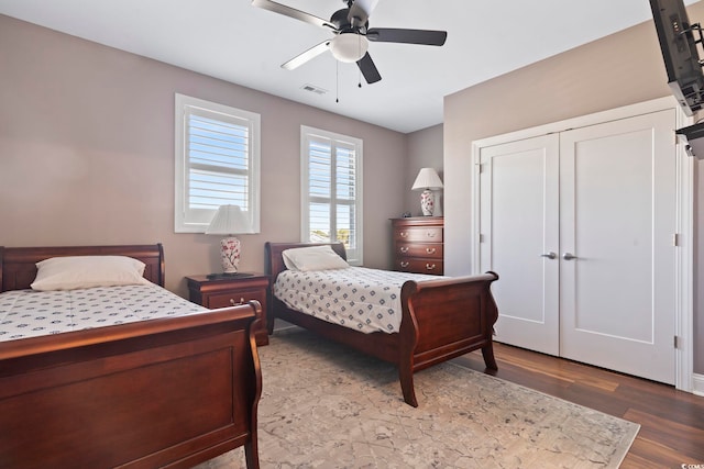 338 Harbour View Dr, Myrtle Beach, SC 29579 - bedroom with wood finished floors and a ceiling fan