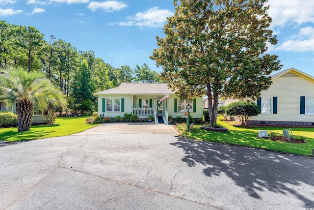 view of front of property with a porch and a front yard