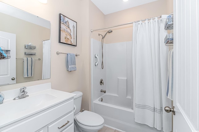 full bathroom featuring toilet, vanity, and shower / tub combo with curtain