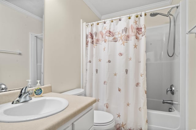 full bathroom with shower / tub combo with curtain, crown molding, vanity, and toilet