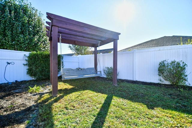 view of yard with a pergola