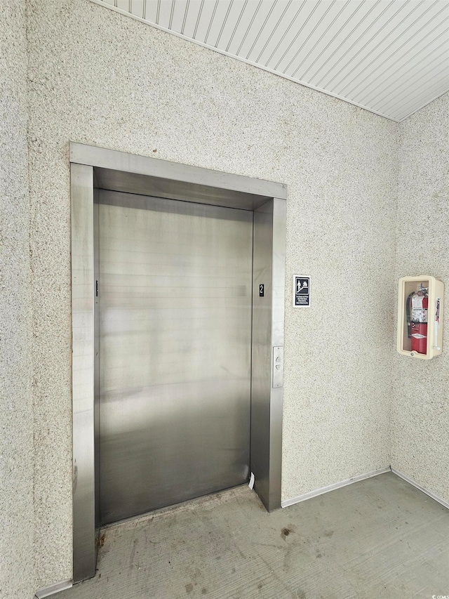 property entrance featuring elevator