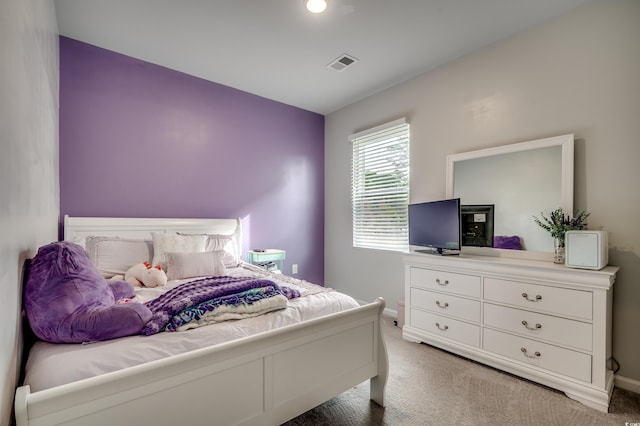 bedroom featuring carpet flooring