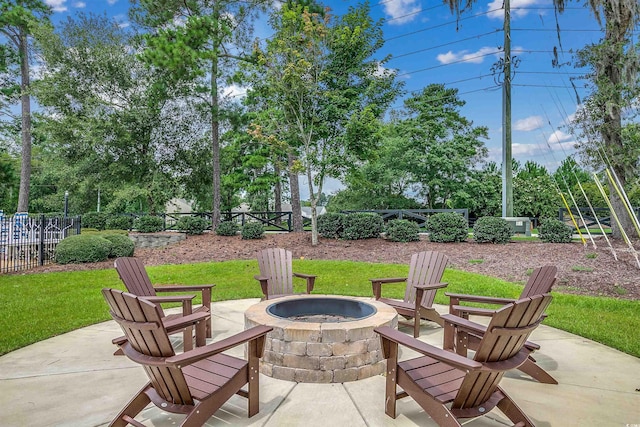 view of patio featuring a fire pit