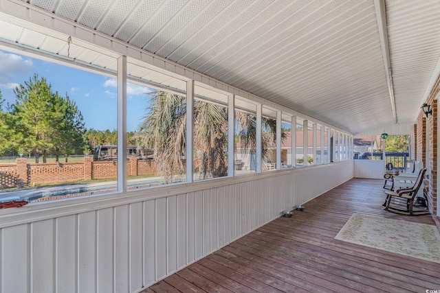 1692 S Morgan Ave, Andrews, SC 29510 - unfurnished sunroom featuring plenty of natural light and vaulted ceiling