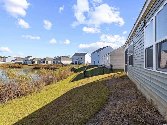 view of yard featuring a water view