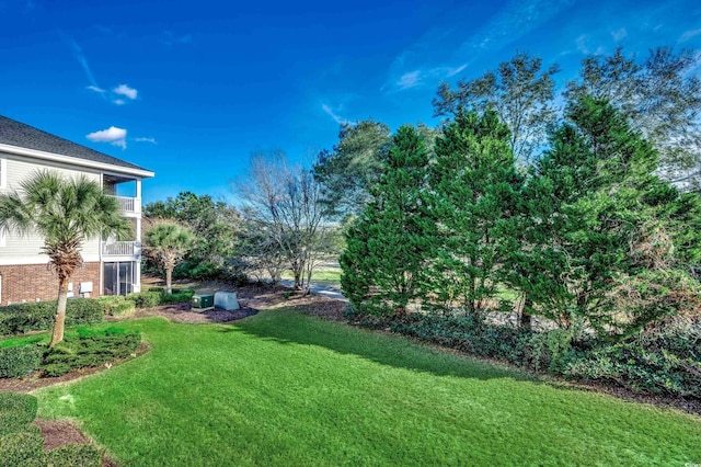 5801 Oyster Catcher Dr Unit 1022, North Myrtle Beach, SC 29582 - view of green lawn