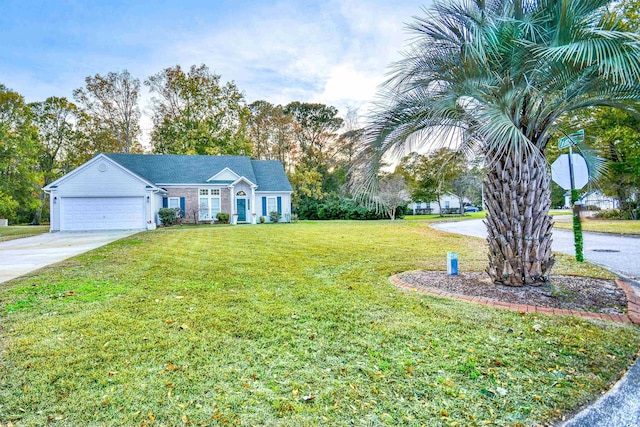 view of front facade with a garage and a front yard