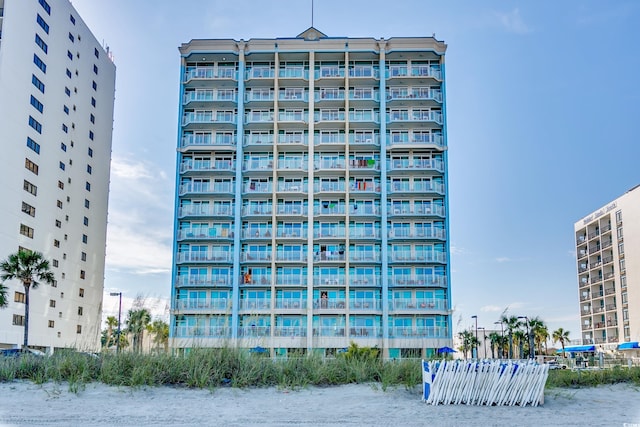 view of building exterior