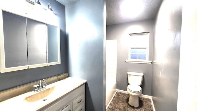 full bath featuring toilet, shower / bathtub combination, baseboards, and vanity