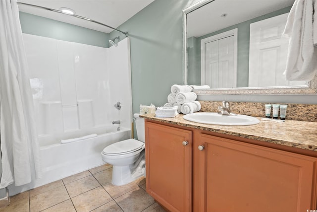 full bathroom featuring tile patterned flooring, vanity, shower / tub combo with curtain, and toilet