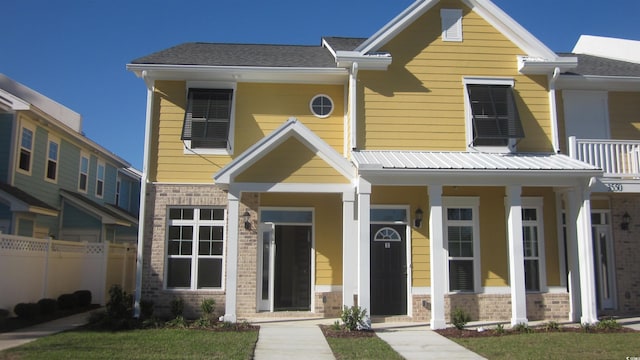 view of front facade