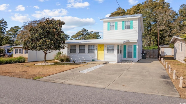 view of front of house