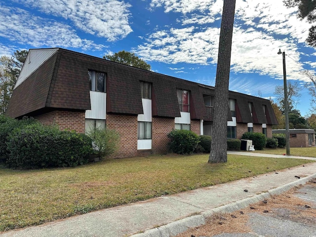 view of building exterior