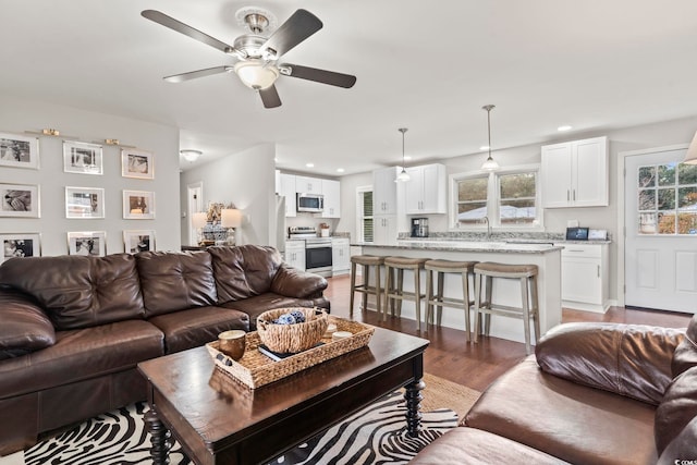 1673 Middleton St, Georgetown, SC 29440 - living area featuring ceiling fan, light wood-style flooring, and recessed lighting