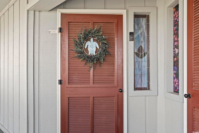 view of property entrance