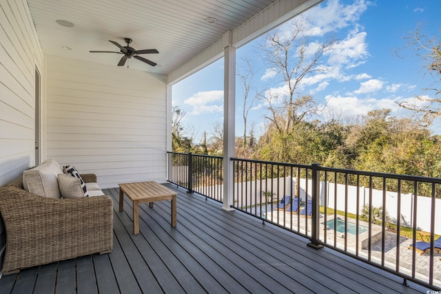 deck with ceiling fan