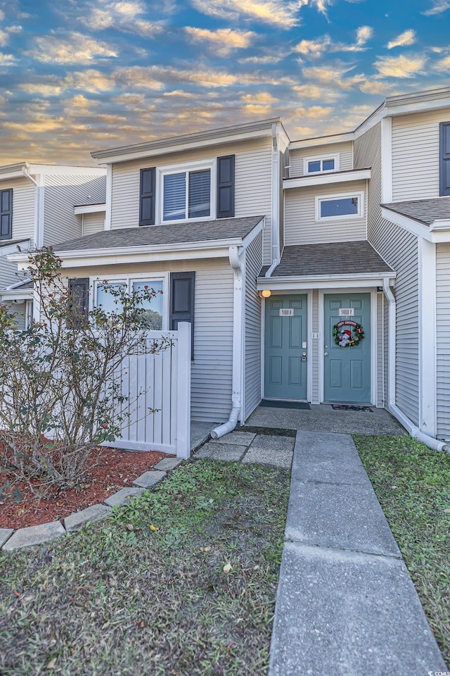 view of front of home