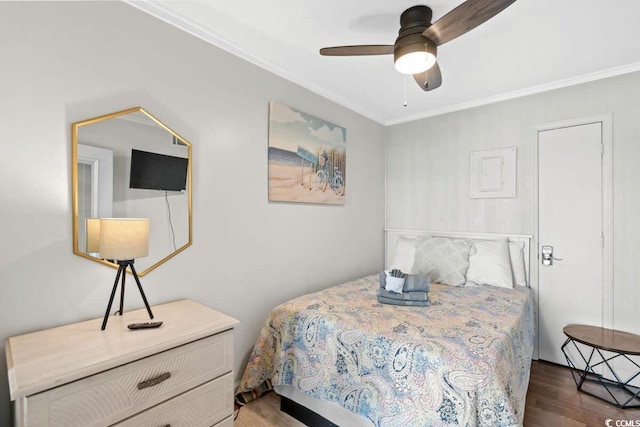 9400 Shore Dr Unit 312, Myrtle Beach, SC 29572 - bedroom with ceiling fan, crown molding, and wood finished floors
