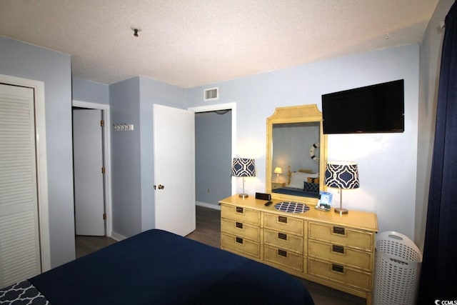 5905 S Kings Hwy Unit 545-B, Myrtle Beach, SC 29575 - bedroom featuring baseboards