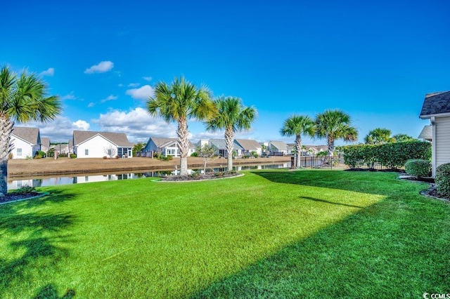 view of yard featuring a water view