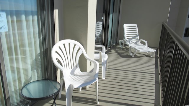 4719 S Ocean Blvd Unit 609, North Myrtle Beach, SC 29582 - view of balcony