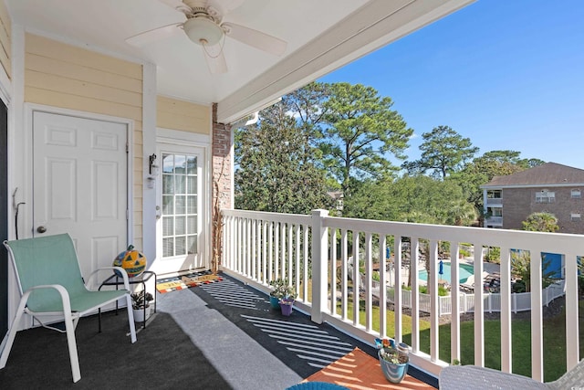 balcony with ceiling fan