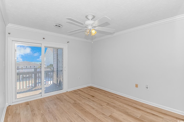 unfurnished room featuring ornamental molding, light wood-type flooring, a textured ceiling, and a ceiling fan