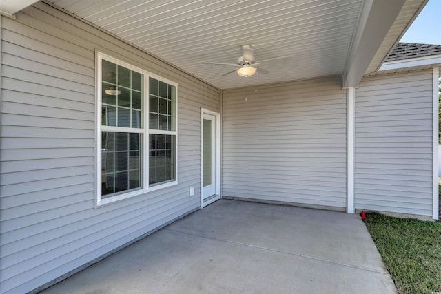 view of patio with ceiling fan