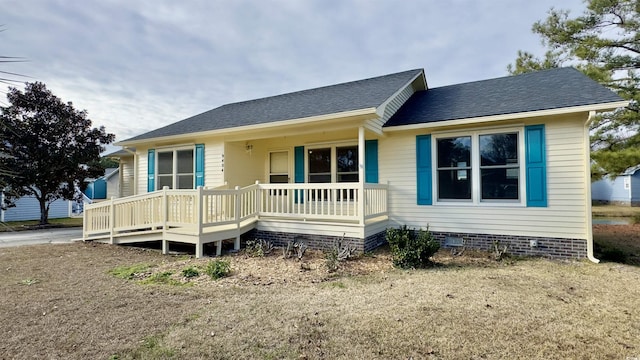 view of front of house with a porch