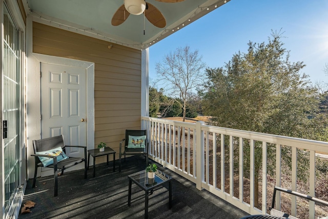 balcony with ceiling fan