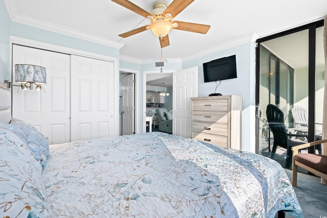 bedroom featuring ceiling fan, ornamental molding, and a closet