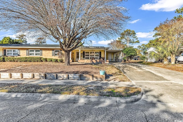 view of front of property with covered porch