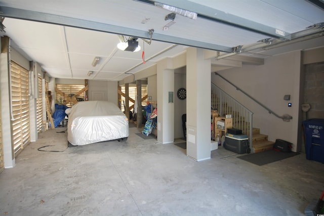 interior space featuring concrete flooring