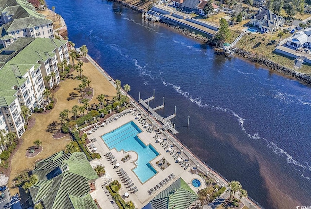 bird's eye view with a water view